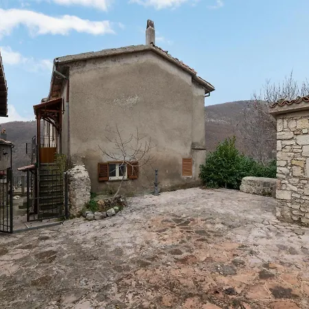 Family In The Heart Of Valnerina Ferienhaus