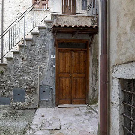 Family In The Heart Of Valnerina *